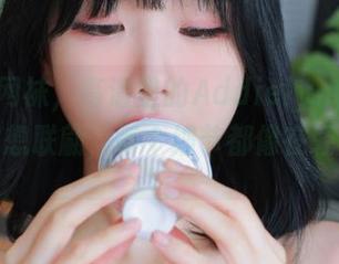 不止于网袜，高清里的Addielyn(에디린)让人浮想联翩，每个细节都像在轻声私语。
