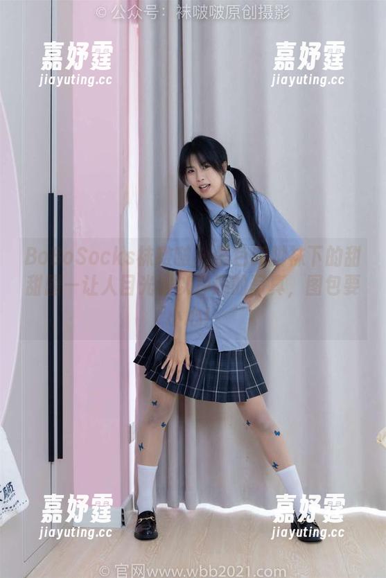 BoBoSocks袜啵啵 - 黑色踩脚袜下的甜甜圈—让人目光难以挣脱的写真，图包要小心！