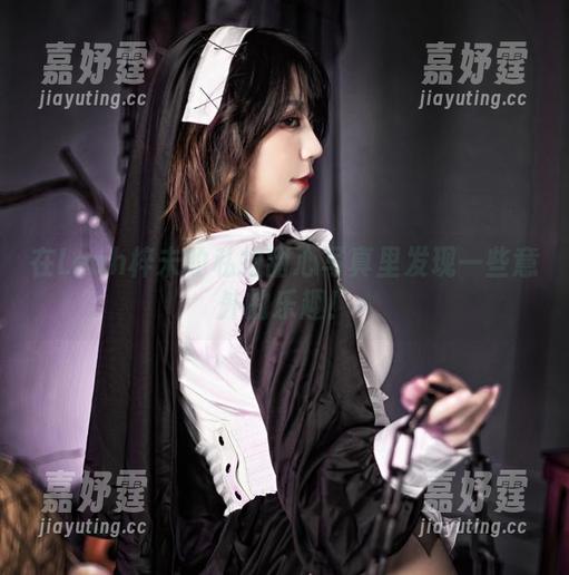 在Leah梓未的私拍甜心写真里发现一些意外的乐趣！