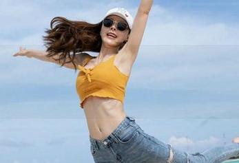 MiStar魅妍社 – 说是内衣，其实是小乔Joyi的私拍美图探险