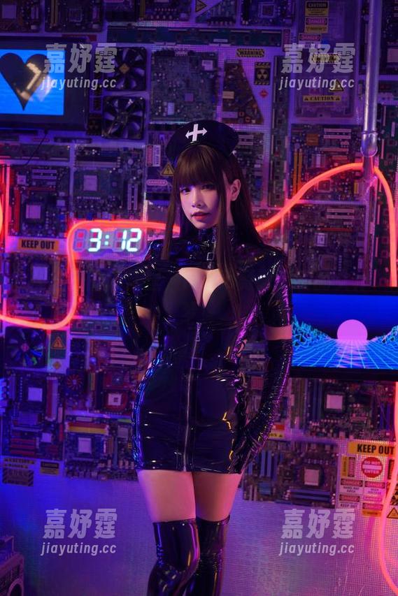 在丝绒的海洋里，Neko薇薇定制的女仆梦！