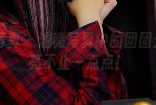 PANS写真 – 油亮写真中的团团：原来透亮不止一点点！