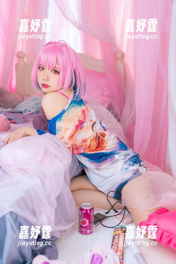 迷醉于Tomiko(とみこ)的黑白cos，下载之后细节满满