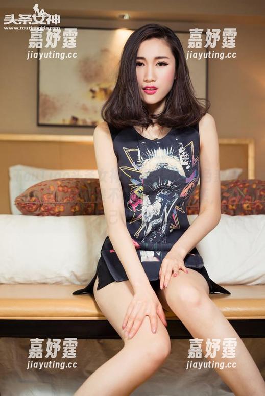 TouTiao头条女神 - 蔡老师这白色系列高清合集，你们是不是也有种恍惚感，想让自己也试试？