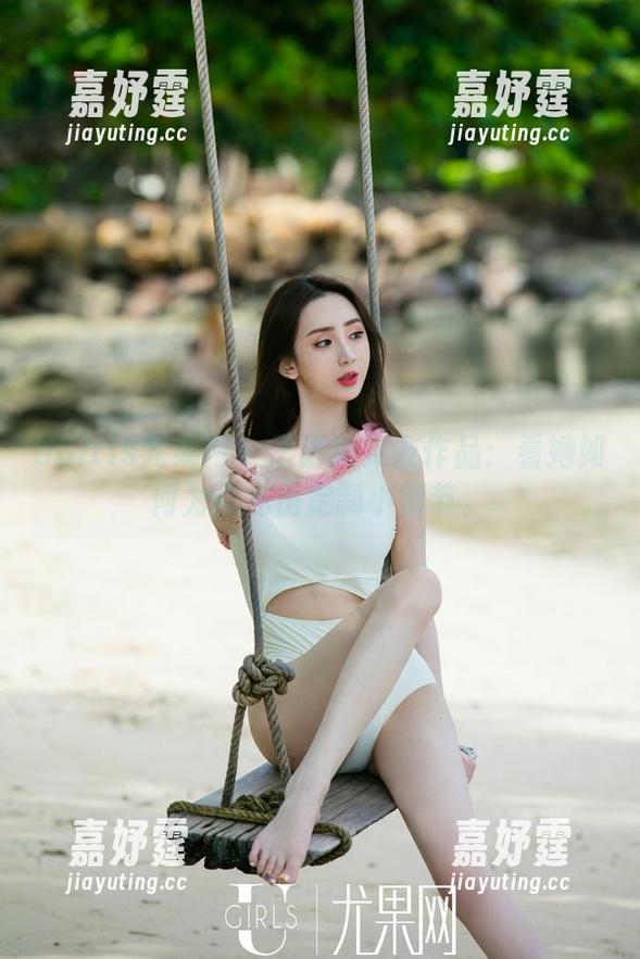 UGirls尤果网 - 王语纯女友作品：看她如何为你私房定制小情节。