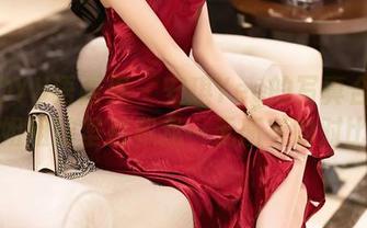 XIAOYU语画界 – 安琪Yee的写真合集：姐姐的坚持和我一无所有的对比