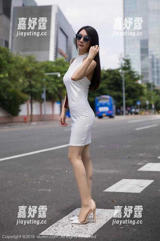 Xiuren秀人网 - 周慕汐baby的瑜伽写真，喂，这些姿势不应该在墙上吗？