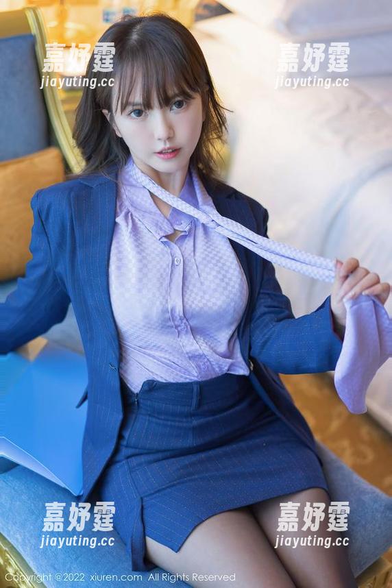 Xiuren秀人网 - 牛仔裤翻转人生，容容容Alice作品集妙趣横生分享！
