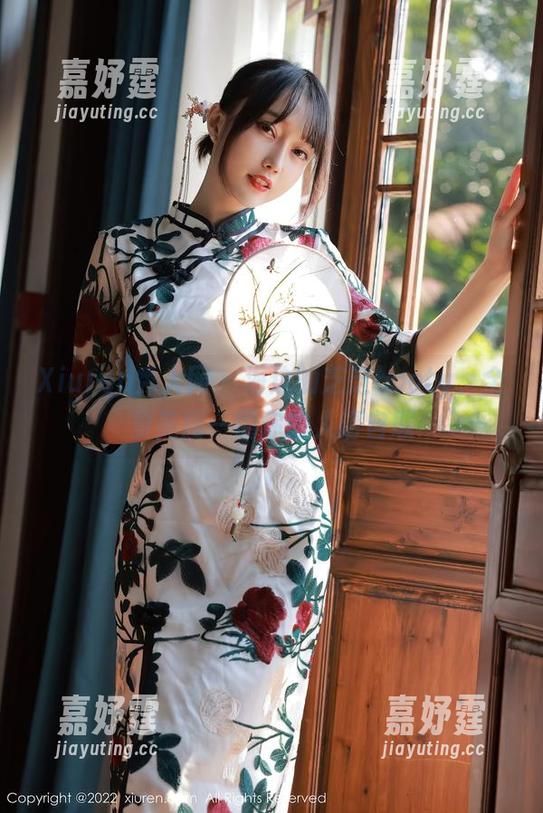 Xiuren秀人网 - 海边的芝芝booty，全景美图—懂你的人请自取