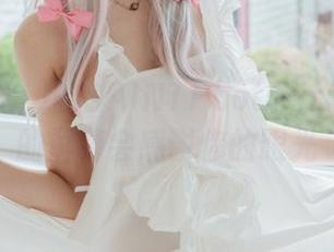 Yuna(윤아)的SAINTPhotolife壁纸-你的屏幕会感谢你的眼光