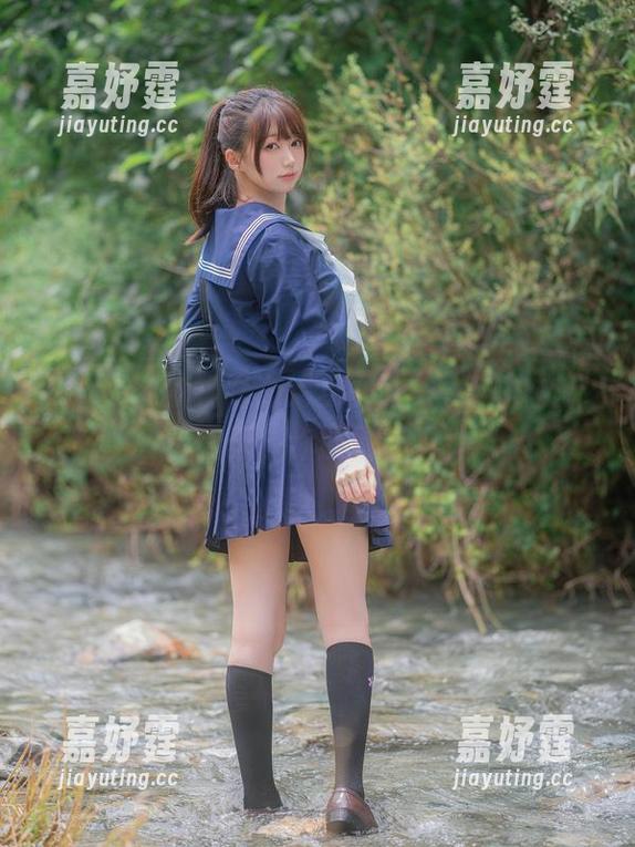 nagisa魔物喵高清巫女图集，自拍技能已上天，你胆敢不看？