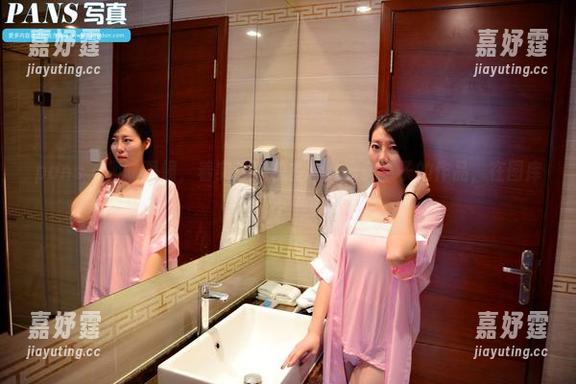 pans - 趣味眼镜，着实让我想多看几遍美惠子的作品，在图库里乐不思蜀。