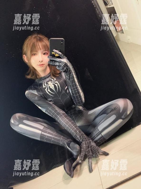 只想说一句，一小央泽这一波“MISSSPIDER”图包是点睛之笔啊！