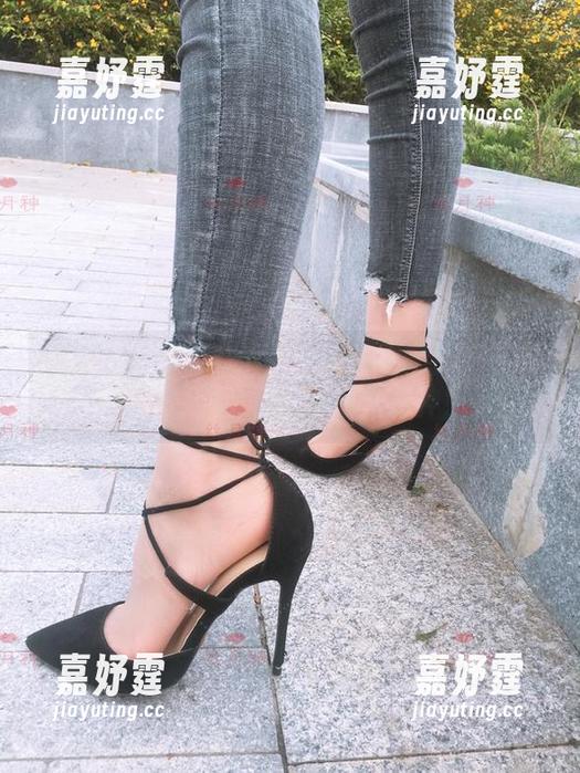 微密圈 - 可以！我被全套高跟咖色筒袜图集“摔倒”了，感谢丝月神！