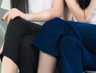 丽柜 – 这是心心的自拍？其实这些写真更适合发朋友圈！