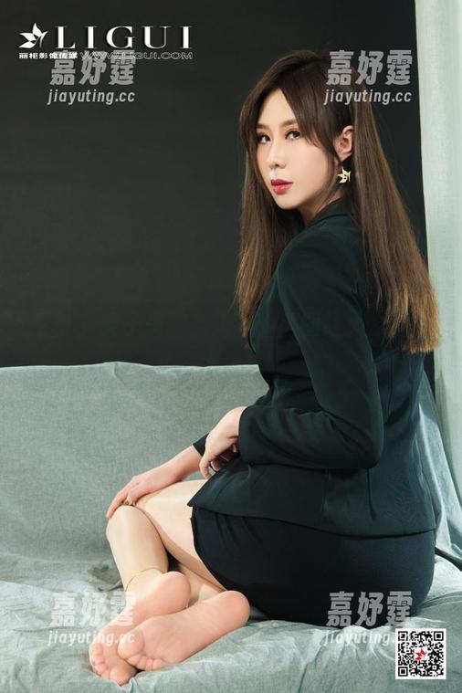 丽柜 - 英子美腿走天下，美图让大家说不出话！