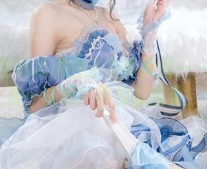 九柒喵的体操服白子写真闲逛——你想免费一试吗？不保证后果！