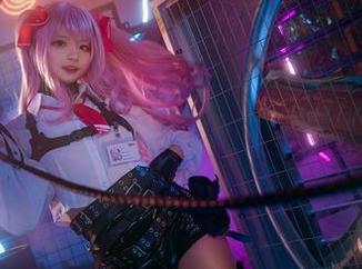 一部兔女郎写真集，伊喵君_Nya属性满分，下载就等于蓄势待发！