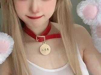 别错过！倦倦喵的美足套图分享，真会让你的眼睛屏幕都亮了！