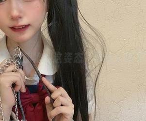 倦倦喵的旗袍：这姿态，真让人停不下来