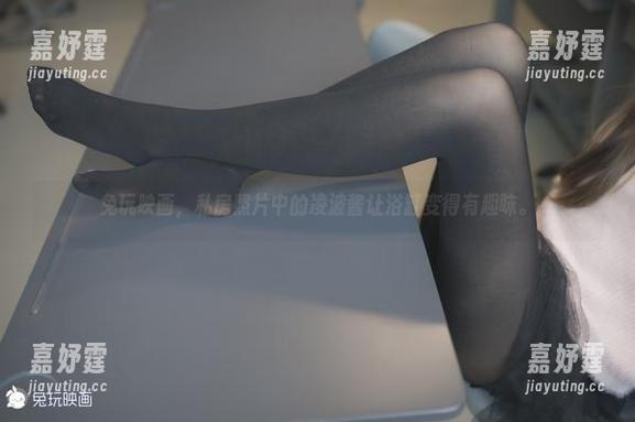 兔玩映画,私房照片中的凌波酱让浴缸变得有趣味。 兔玩映画,私房照片中的凌波酱让浴缸变得有趣味。