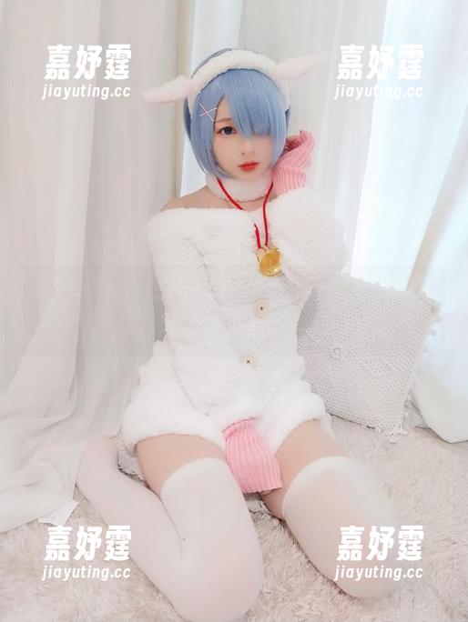 必须承认，古川kagura的白丝全套图包很上瘾，哈哈！