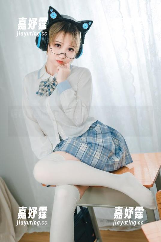 喵糖映画的贝法红蓝礼服，你敢免费下载吗？小心上瘾哦