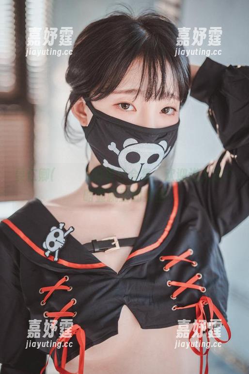 姜仁卿(강인경)的夏日合集，欢迎进入这个略显腻歪的氛围