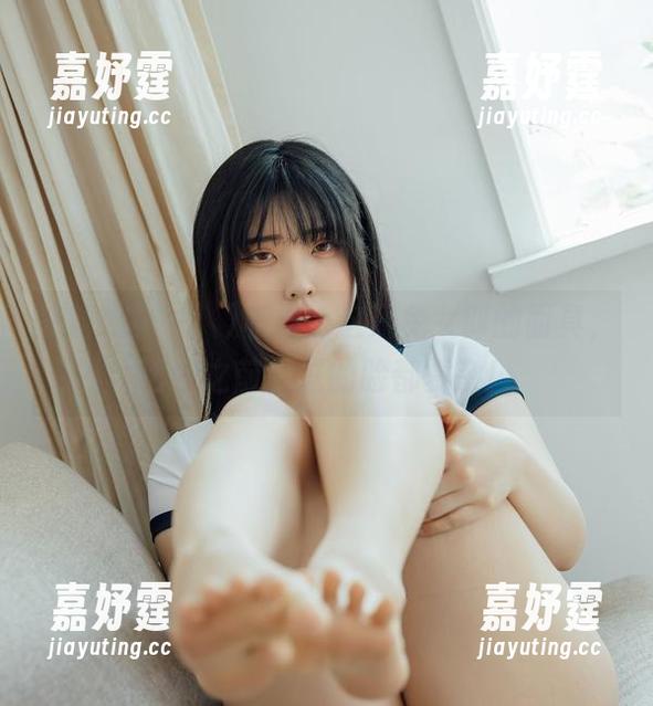 宋哈娜(송하나)私拍：这只兔女郎的面具，比我之前见过的脸都复杂！