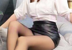 当小女巫露娜遇上镂空，这图册可真让我穿越了几个次元。