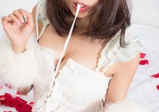 尤果网 – 在夏乔的比基尼合集里，肉肉也能穿出大海的味道！