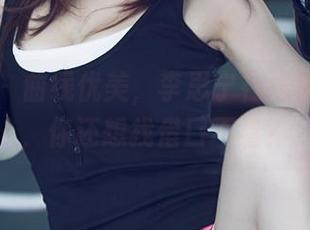 尤果网 – 曲线优美，李思宁在线美脚图片，你还想找借口不看？
