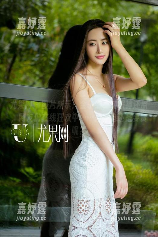 尤果网 - 图片所示：金子熙，制服神还原，网友们在线狂欢中……是要追还是要赞呢？