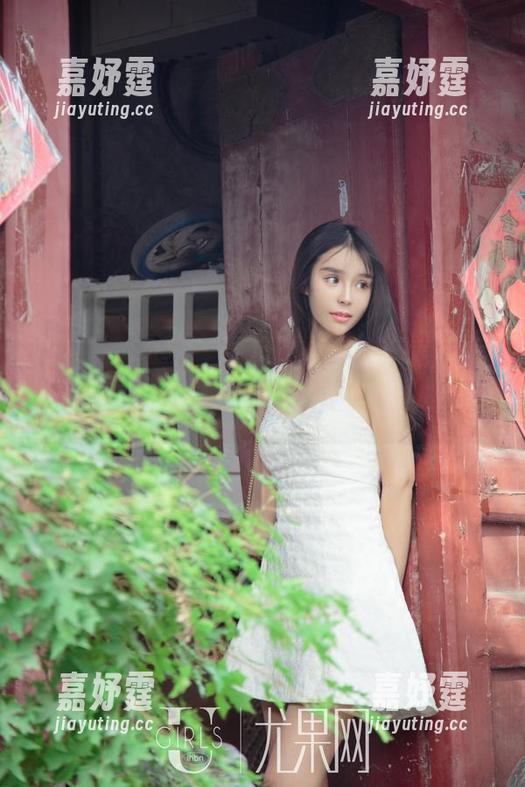 尤果网 - 霓梓心VS无圣光，这才是女孩的真实模样