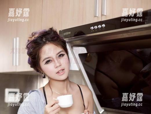 尤物馆 - Kely香香，那个被浴缸围绕的原图，快来看看这资源里的趣味。