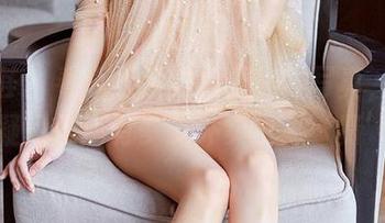 尤蜜荟 – 看卓娅祺的贤妻良母写真，心中的疑问是：有多少外卖也算‘贤’？