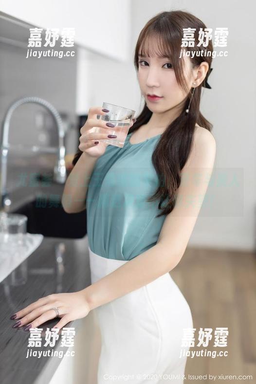 尤蜜荟 - 爱上王雨纯的车拍，豪车与美人的舞蹈——精选决定不让你失望！
