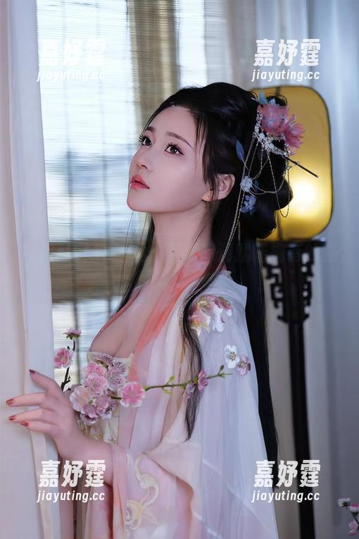 年年Nnian眼镜，下载高清就能拥有的酷炫！
