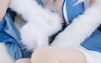 在浴缸里，杏子夫人带来的不止是水汽