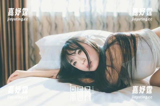 果团网 - 圣诞来了，蜜桃Q妹儿的无圣光原图，让你再摆一摆！