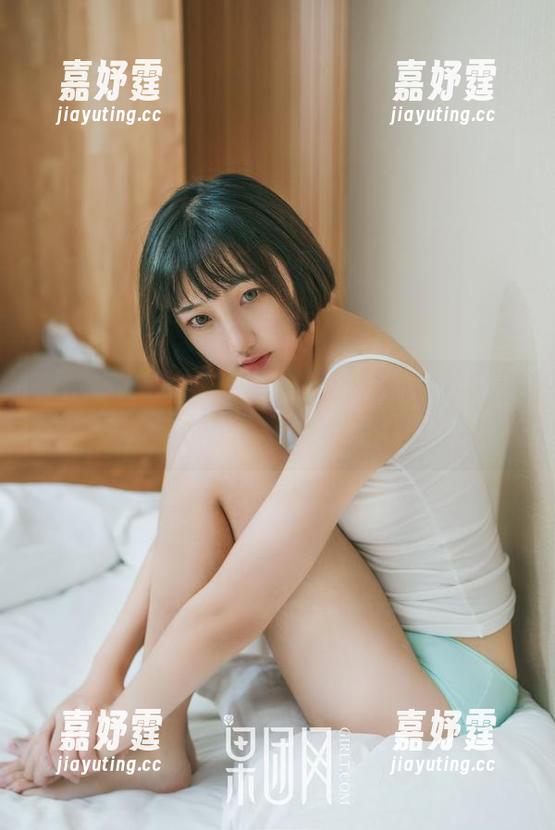 果团网 - 最新原图出炉！陈雅漫在校园里，莫名其妙就成了“校园明星”！