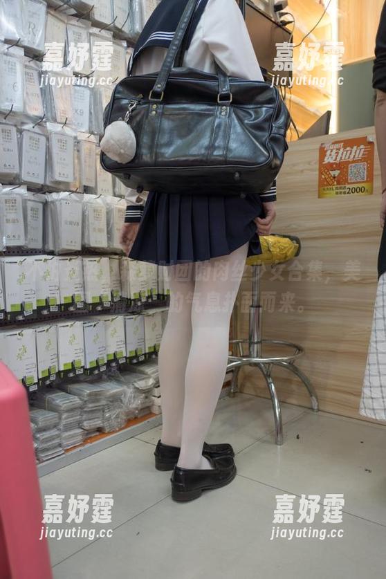 不怕炎热，森萝财团的肉丝少女合集，美图“清凉”的气息扑面而来。