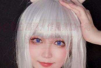 椒妮佐仁黑白精选：作品集的一笔一划，也许带着些冷酷？