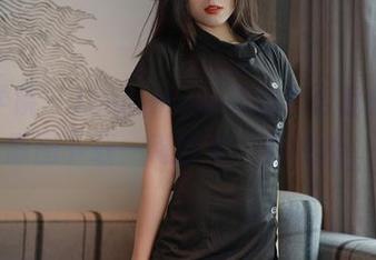 模范学院 – Dreamy小乔的办公室模样，原图下载一键搞定，真轻松。