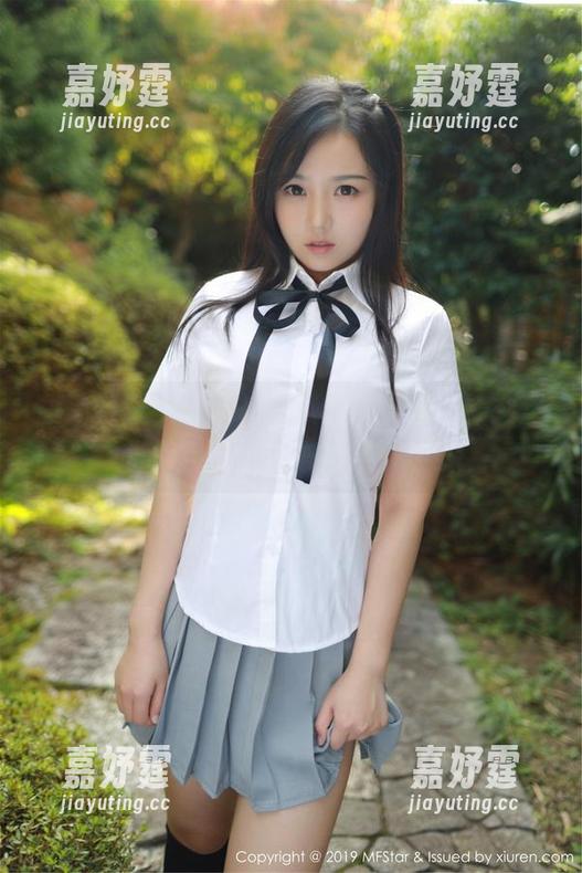 模范学院 - 看了胡润曦的妹妹套图，突然觉得自己也要去被拍一波！