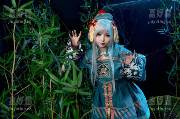 在生化危机中，爆机少女喵小吉如何解锁艾达王的写真魅力？
