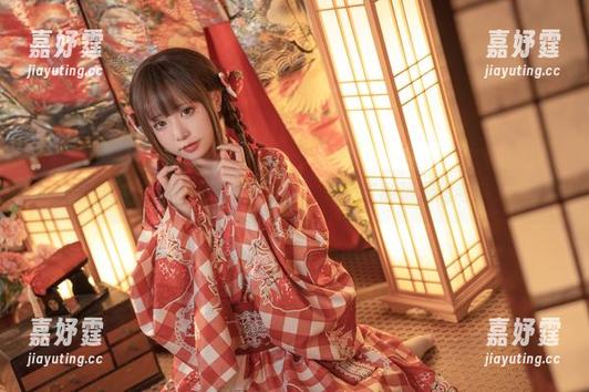 浴缸中的猫咪哲学：爆机少女喵小吉的精选思考泡沫