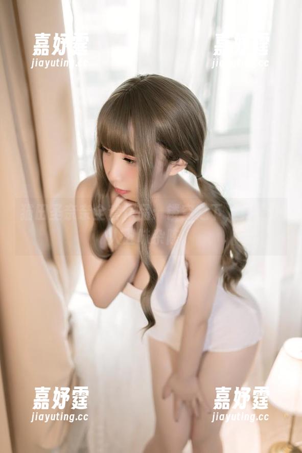 猫田圣奈奈全套作品：镂空之下，真是让人五味杂陈。