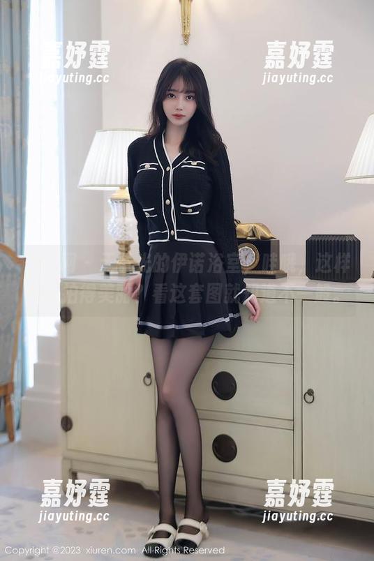 秀人网 - 无圣光的伊诺浴室，哇哦，这样也能拍得美丽？看这套图就知道不一般。