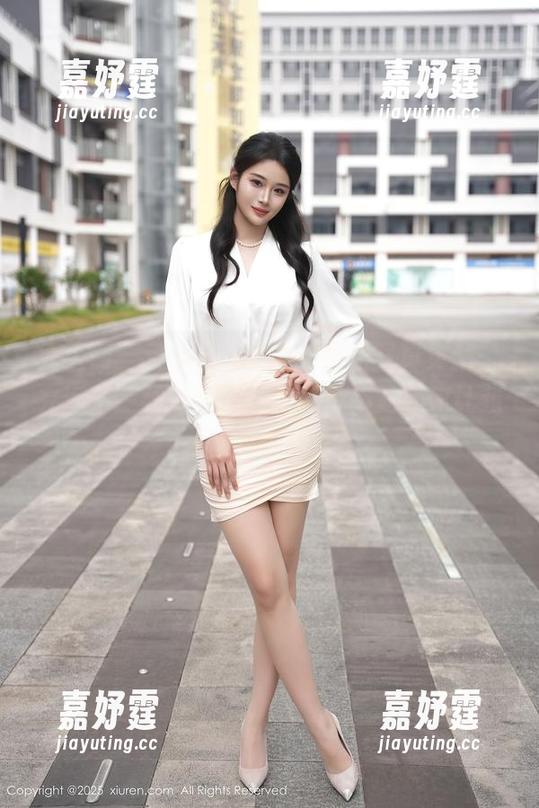 秀人网 - 养乐多DoDo的最新写真更新,充满了一种近乎隐秘的美,不知为何让我停下脚步。 秀人网 - 养乐多DoDo的最新写真更新,充满了一种近乎隐秘的美,不知为何让我停下脚步。